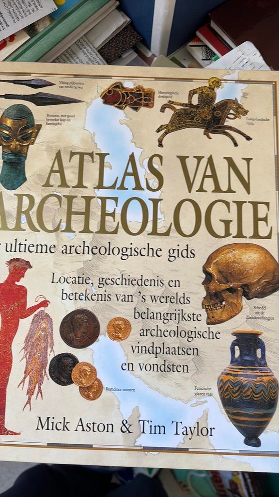 Theodore Taylor - Atlas van archeologie, Ophalen of Verzenden, Zo goed als nieuw, Theodore Taylor; M. Aston