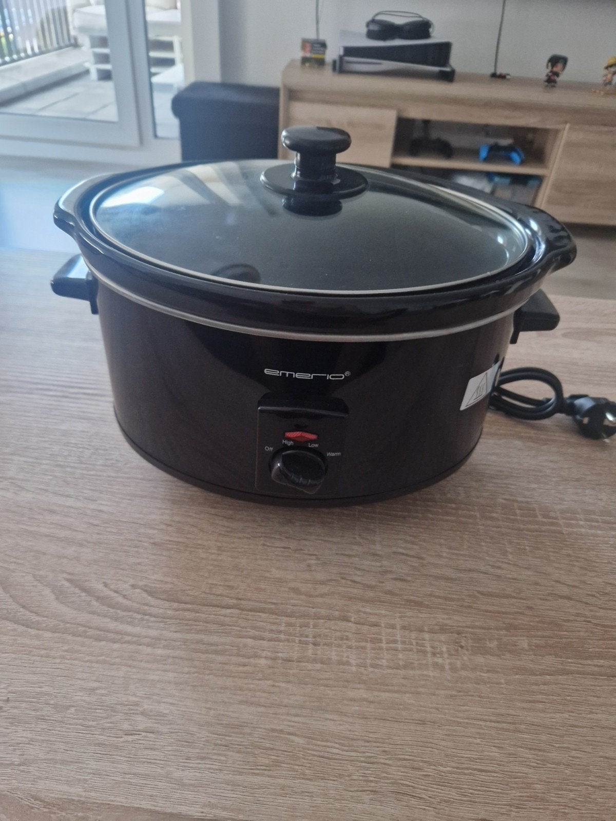 Emerio Slowcooker SC-105993.1 - Zwart, nooit gebruikt., Witgoed en Apparatuur, Slowcookers, Ophalen of Verzenden, Zo goed als nieuw