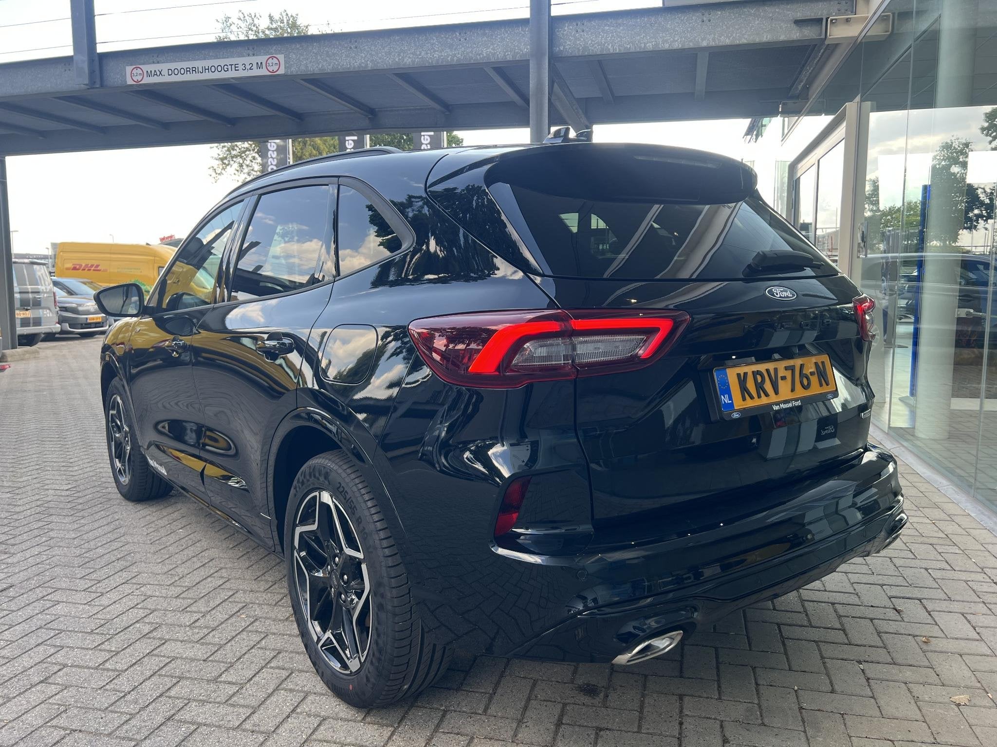 Ford Kuga 2.5 PHEV ST-Line | Direct rijden! | 19-Inch | Elek, 12 maanden, Gebruikt, Euro 6, 4 cilinders