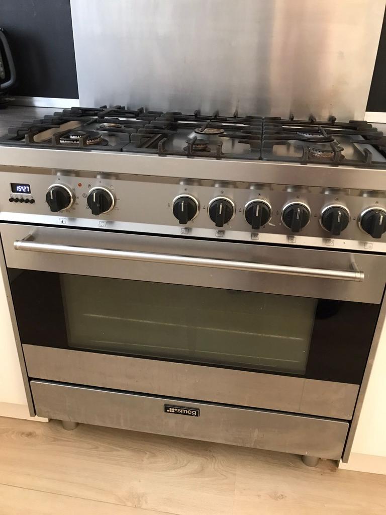Smeg fornuis CE51AU1689 / B9GMXNL, Gebruikt, 60 cm of meer, Grill, Ophalen of Verzenden