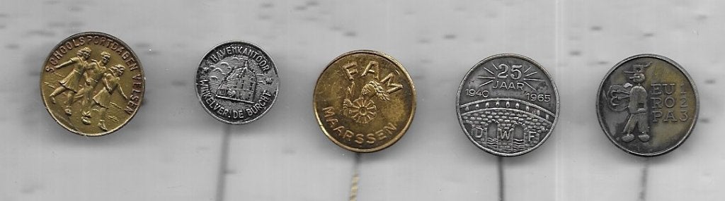 5 RONDE METALEN SPELDEN GAAN OOK PER STUK EVENTUEEL, Ophalen of Verzenden, Gebruikt, Overige onderwerpen, Speldje of Pin