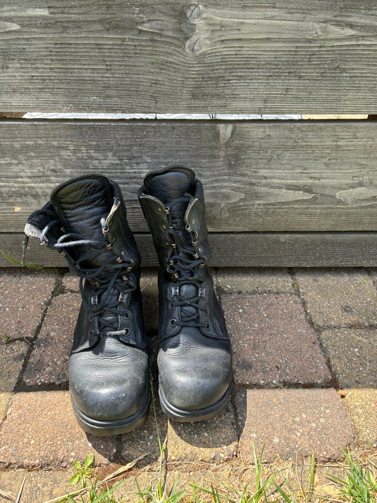 Leren legerkistjes -vrijwel nieuw, Ophalen of Verzenden, Zo goed als nieuw, Zwart, Werkschoenen