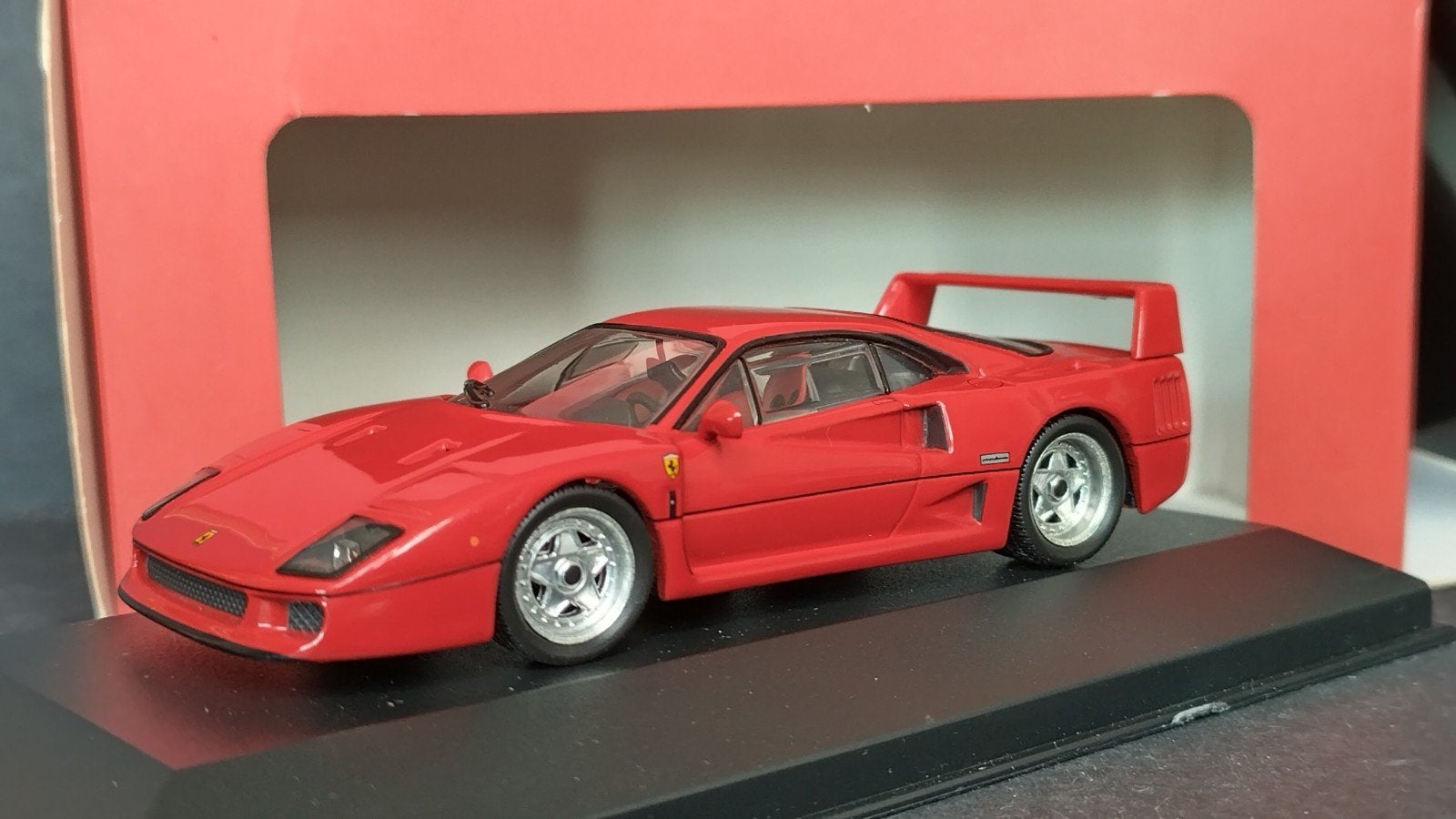 Ferrari F40 1987 1:43 Ixo Ferrari Collection Pol, Hobby en Vrije tijd, Modelauto's | 1:43, Overige merken, Auto, Verzenden, .