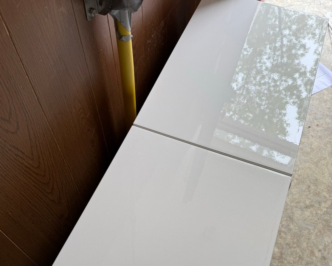 Nette IKEA BESTÅ kast Hoogglans Wit, Ophalen of Verzenden, Zo goed als nieuw, 25 tot 50 cm, 100 tot 150 cm