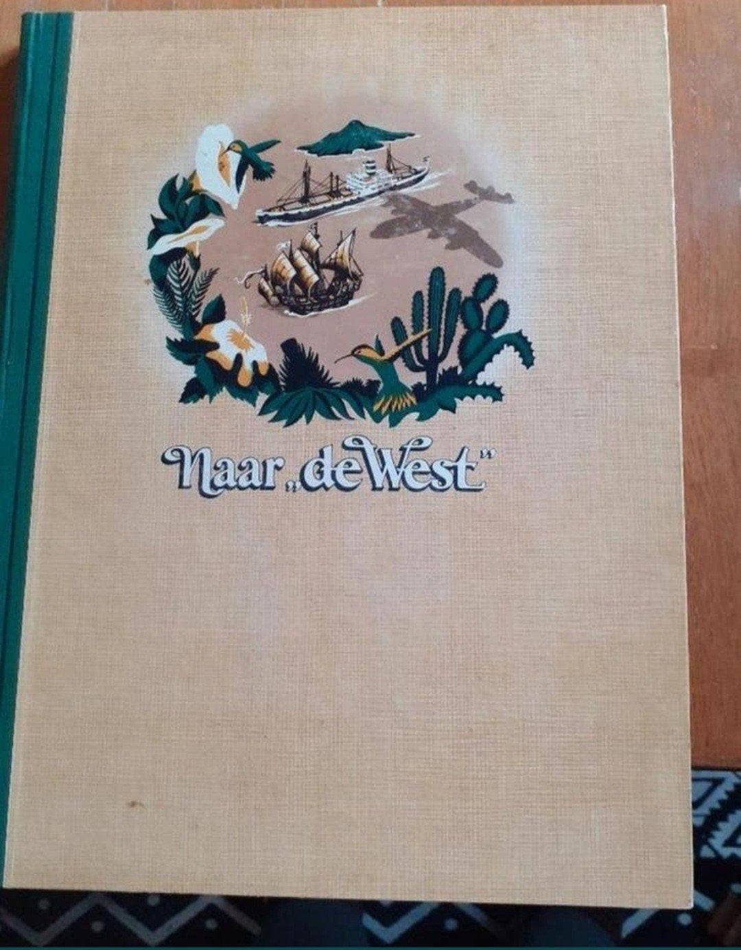 Naar de West - Douwe Egberts reisboek over Caribisch gebied, Boeken, Prentenboeken en Plaatjesalbums, Ophalen of Verzenden, Gelezen