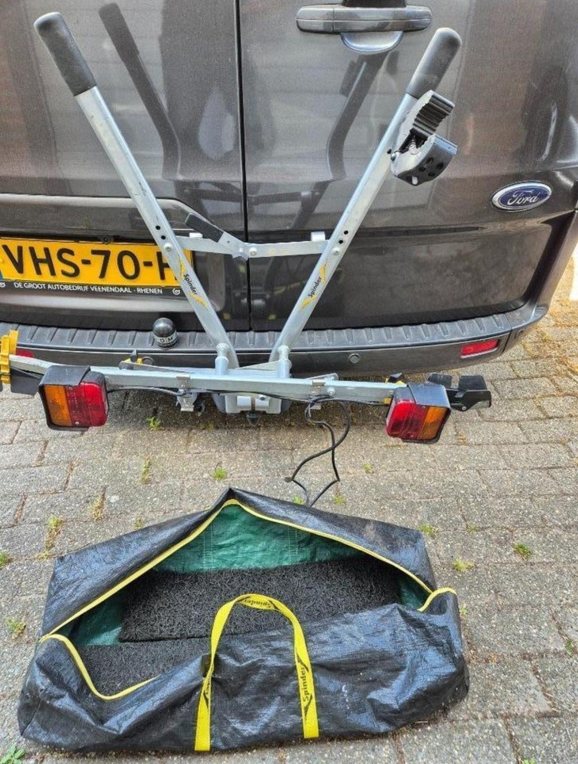 Spinder Colibri Fietsendrager voor een fiets op de trekhaak, Ophalen of Verzenden, 1 fiets, Trekhaakdrager, Brede banden