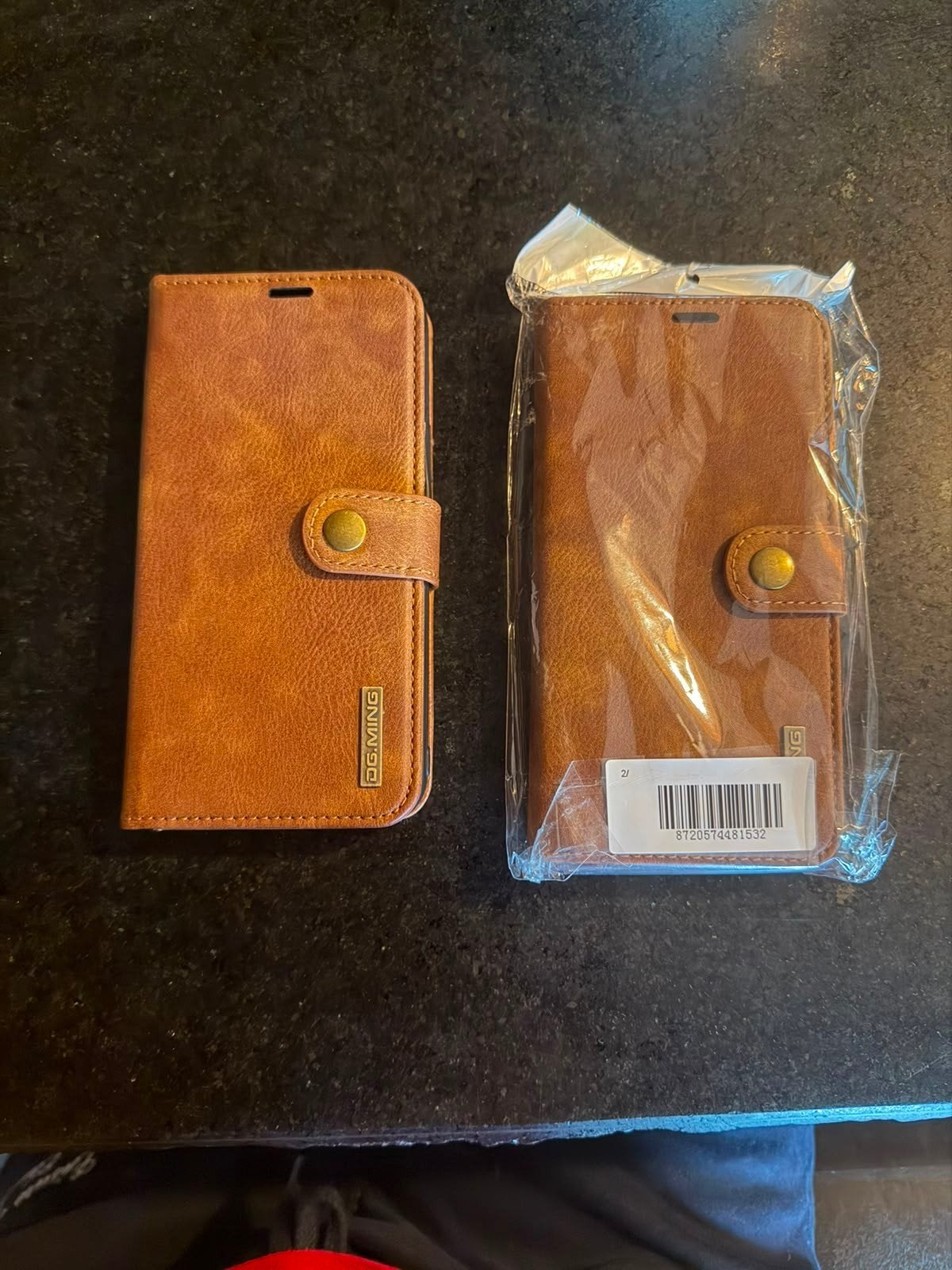 2 iphone 13 pro max hoesje, Overige merken, Frontje of Cover, Bruin, Nieuw