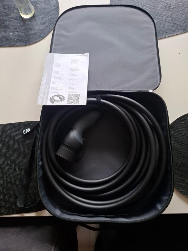 Mercedes-Benz oplader splinter nieuw, Ophalen of Verzenden, Nieuw
