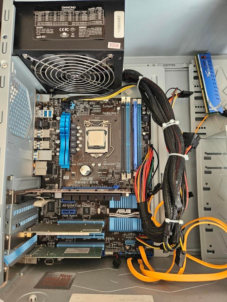 Gaming PC: i7-2600K, 8GB RAM, Radeon HD 5450, 800W PSU, Computers en Software, Gebruikt, 8 GB, Onbekend, Ophalen of Verzenden