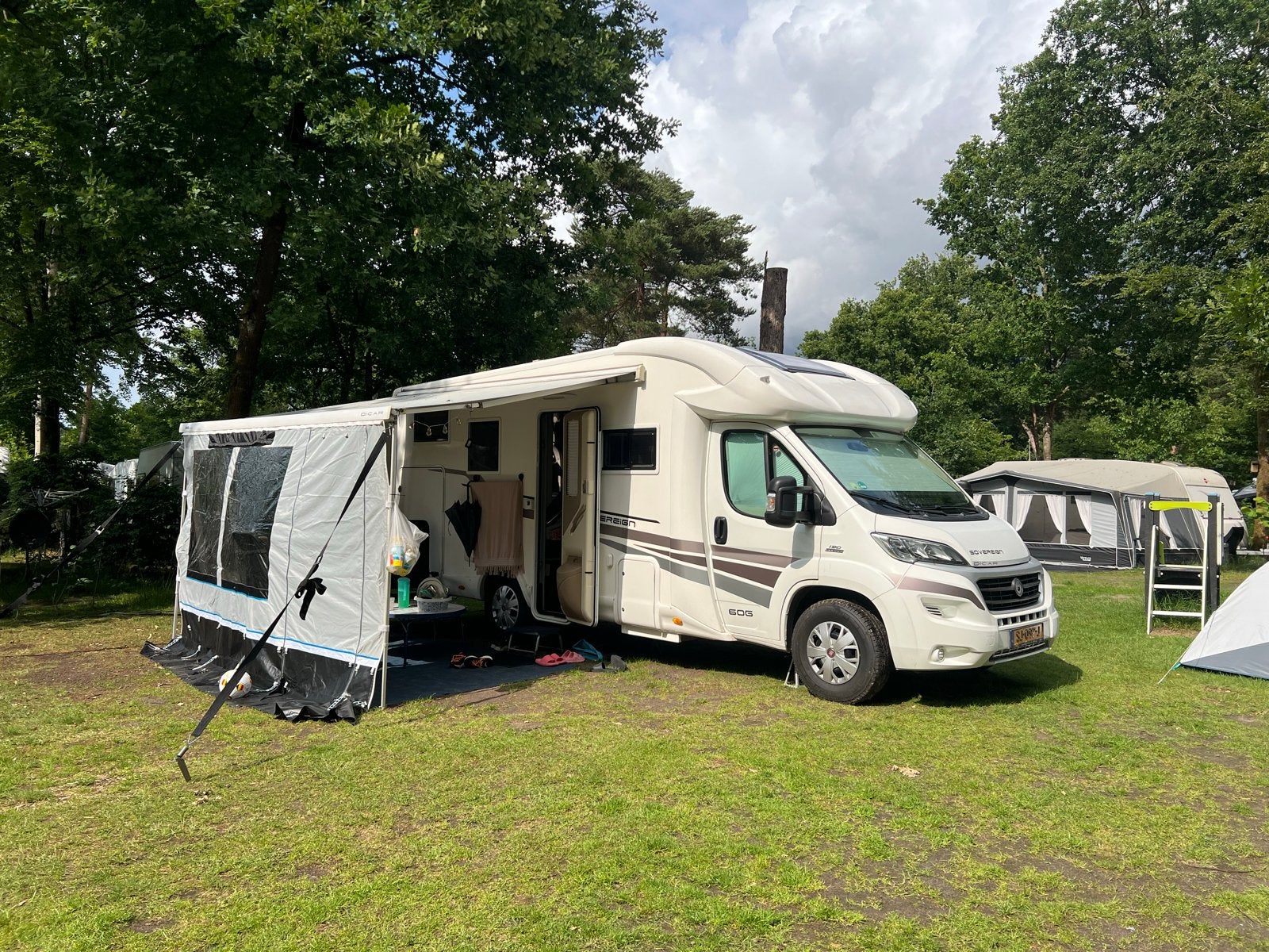 Caravans And Camping Mclouis