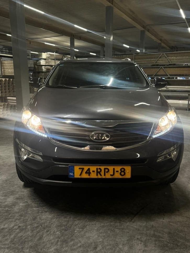 Kia Sportage 2.0 Cvvt AWD 2011 Grijs, Auto's, 13 km/l, 1998 cc, Zwart, 4 cilinders