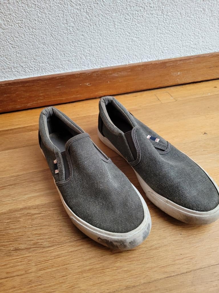 Pier One grijze bootschoenen mt 38, Kleding | Heren, Schoenen, Ophalen of Verzenden, Zo goed als nieuw, Overige kleuren, Loafers