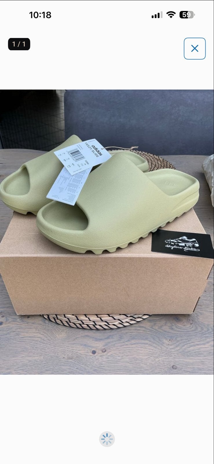 Originele Yeezy Slide Resin - Maat 44,5, Kleding | Heren, Schoenen, Ophalen of Verzenden, Nieuw, Overige kleuren, Slippers
