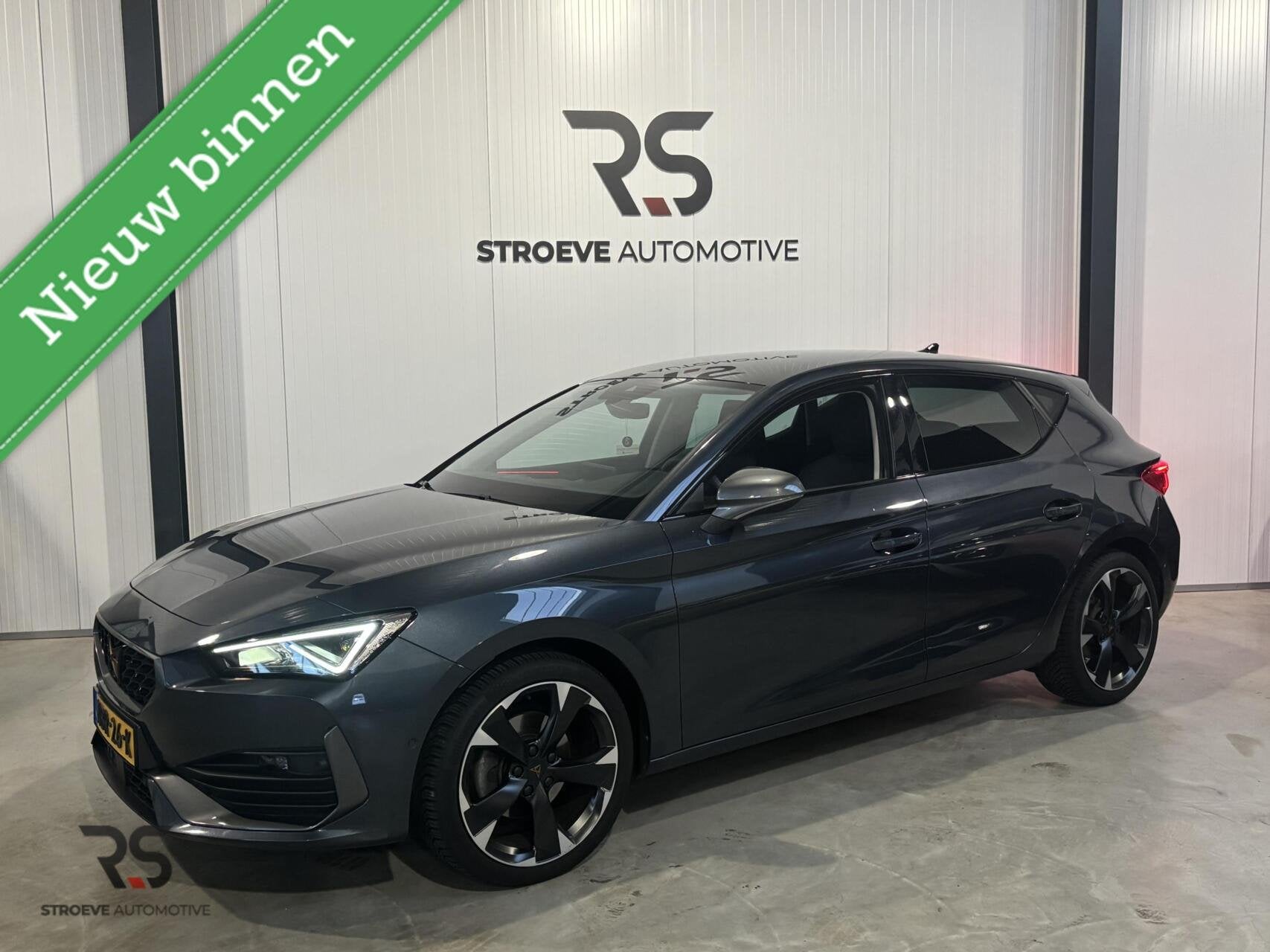 CUPRA Leon Edition | Navi | LED | Virtual | ACC | DAB | Keyl, Automaat, Metallic lak, 150 pk, Leon