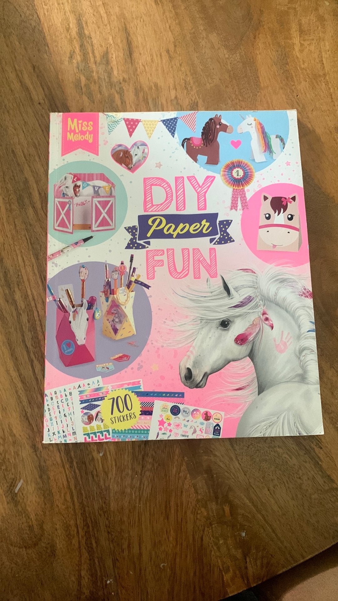 Papier plezier paarden, Ophalen of Verzenden, Zo goed als nieuw