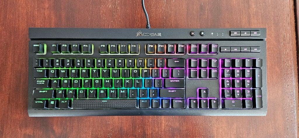 Corsair K68 RGB Mechanical Gaming Keyboard (US), Computers en Software, Toetsenborden, Gebruikt, Multimediatoetsen, Ophalen of Verzenden