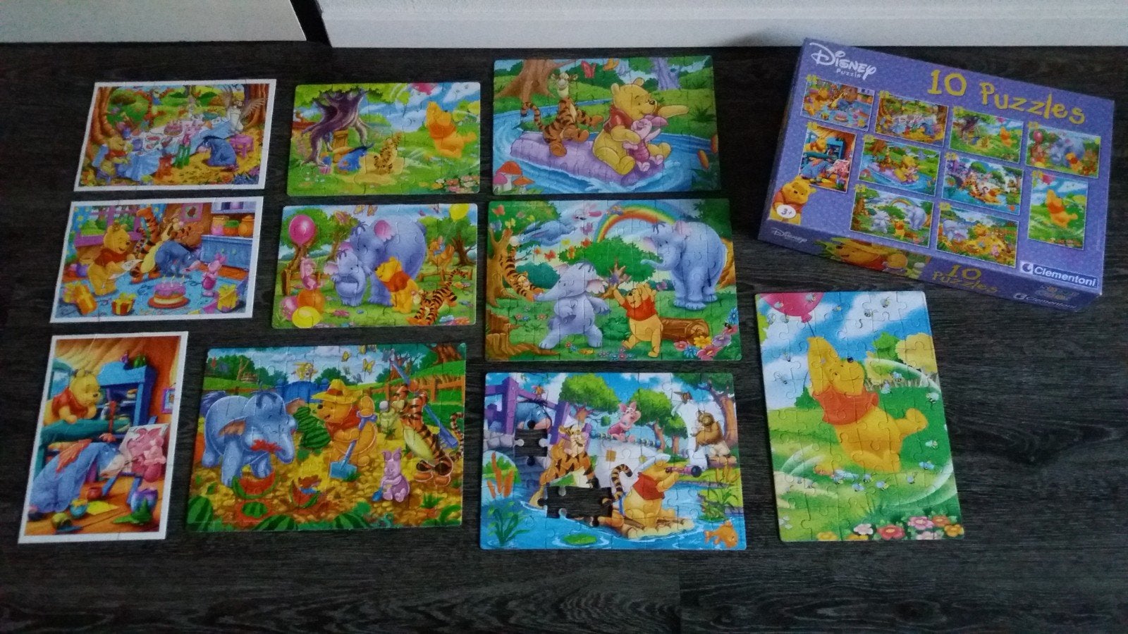 Disney Puzzel 10 Puzzels van Winnie de Poeh
(1 puzzel niet c, Ophalen, 10 tot 50 stukjes