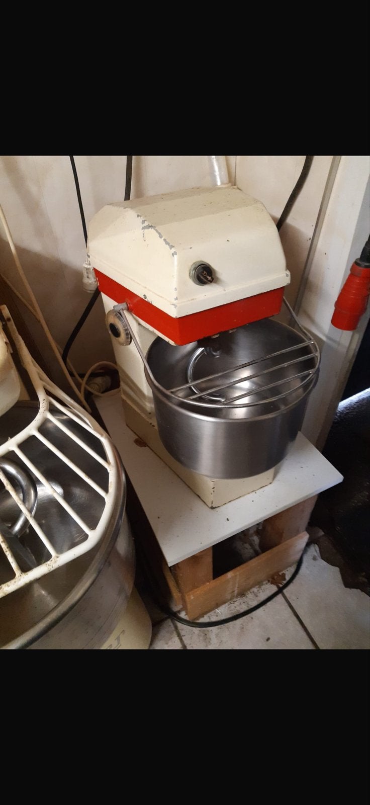 Professionele Kluts Machine Bakkerij - Gebruikt, 4 liter of meer, Ophalen, Gebruikt, 3 snelheden of meer