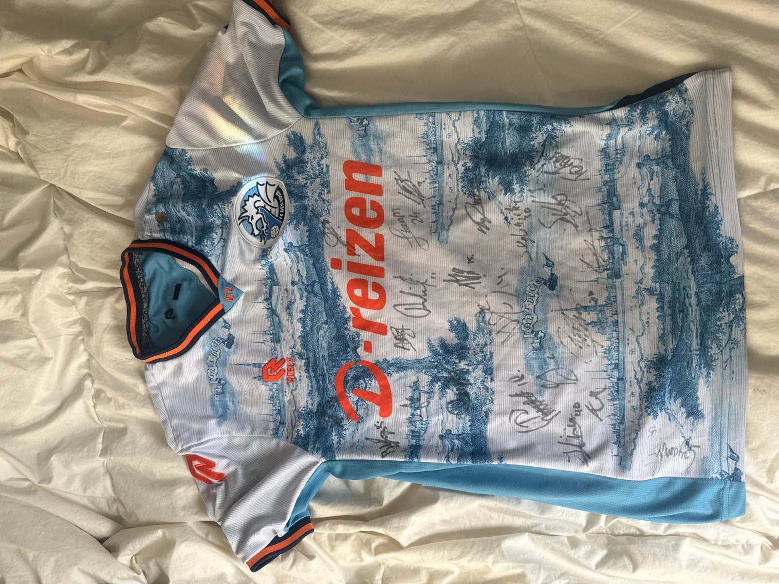 Gesigneerd fc den bosch shirt - Uniek verzamelobject, Blauw, Ophalen of Verzenden, Zo goed als nieuw, Voetbal