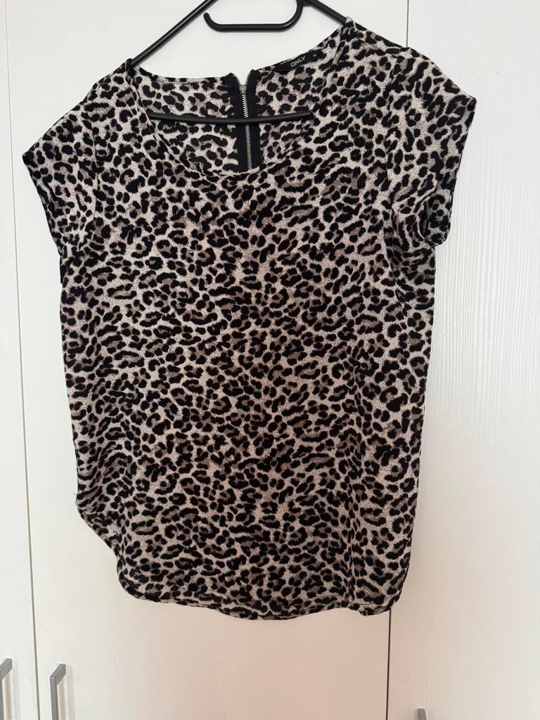 Leuke panter blouse top nieuw, Maat 38/40 (M), Bruin, Nieuw, Ophalen of Verzenden