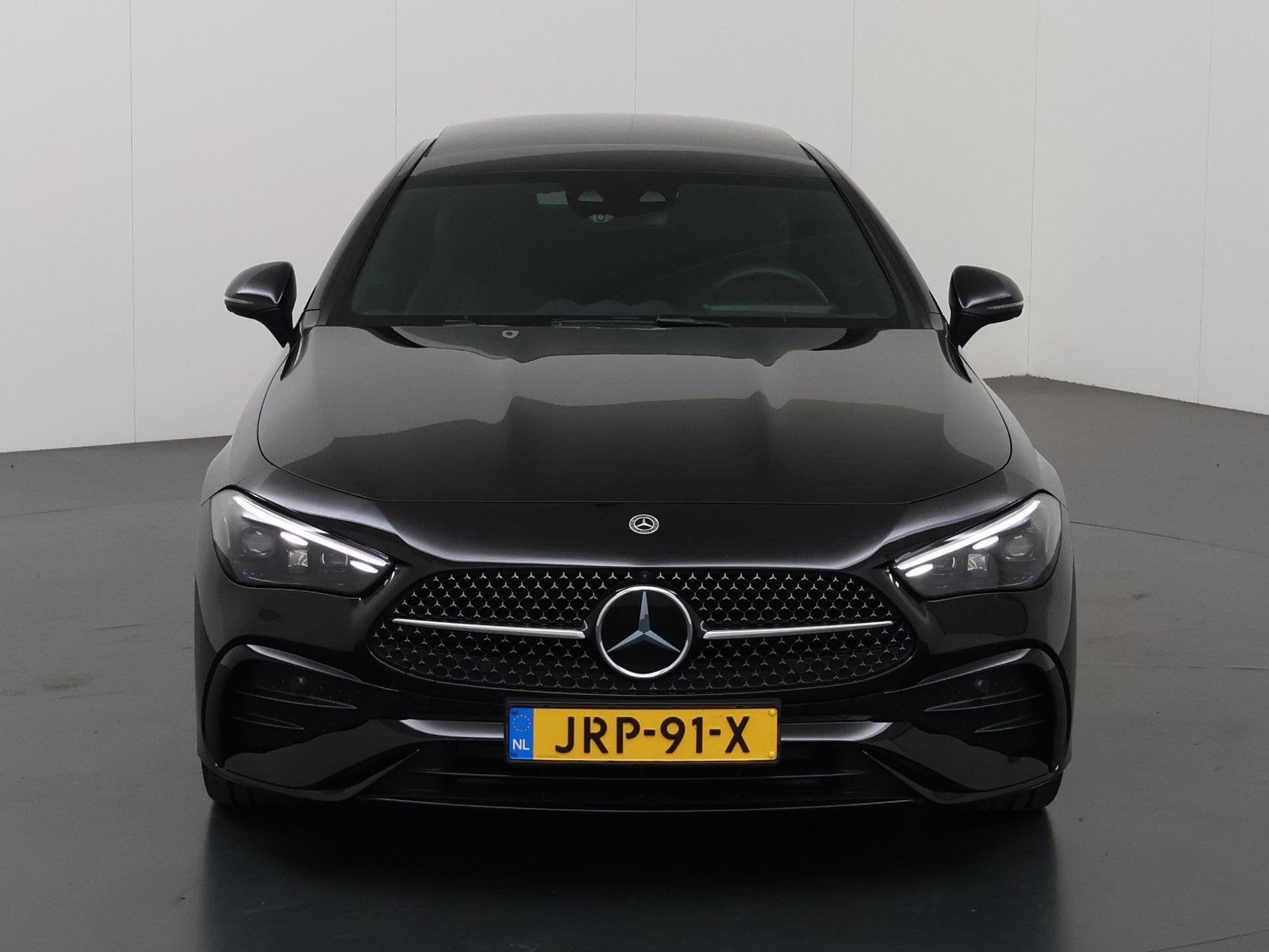 Mercedes-Benz CLE Coupé 300 4MATIC AMG Line Premium Plus |, Auto's, Dealer onderhouden, 4 cilinders, 258 pk, 4 stoelen