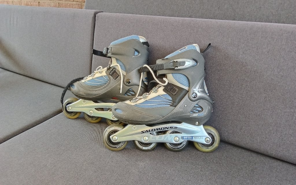 SKATES SALOMON Mt 42 2/3 in zeer goede staat, Gebruikt, Inline skates 4 wielen, Salomon, Ophalen of Verzenden