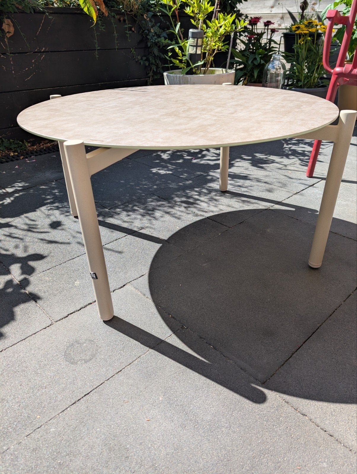 Lifestyle Lounge Tuin Tafel - Rond, Beige/Zandkleurig, Ophalen, Nieuw, Rond, Aluminium