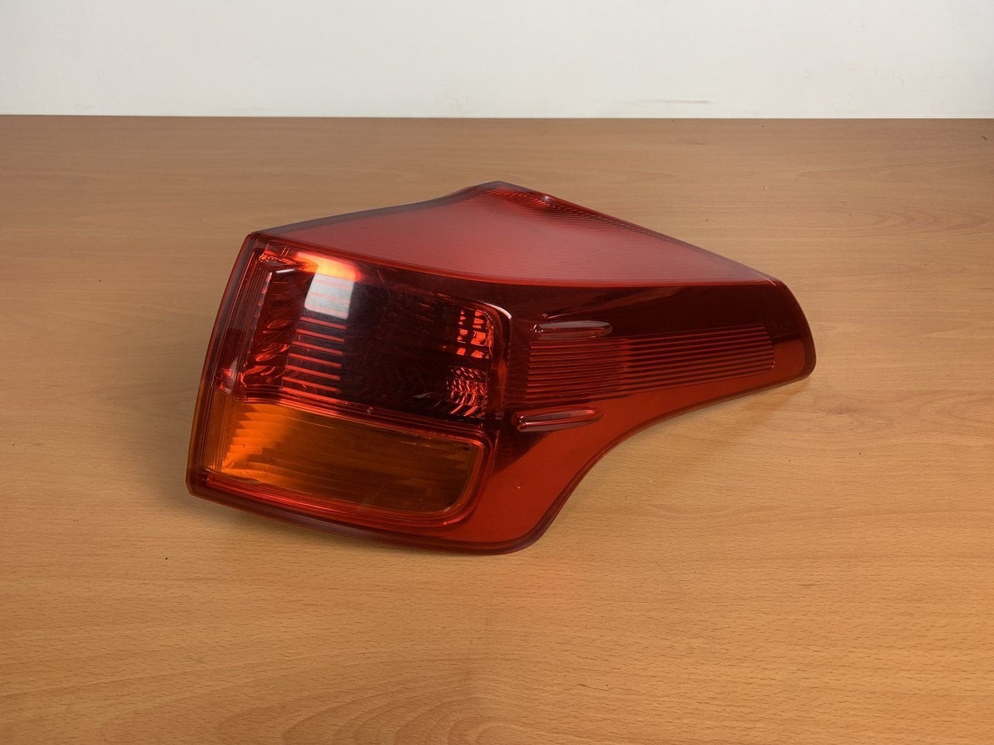 achterlicht rechts toyota RAV4 2012 tot 2015 rood-oranje, Gebruikt, -, -, Ophalen of Verzenden