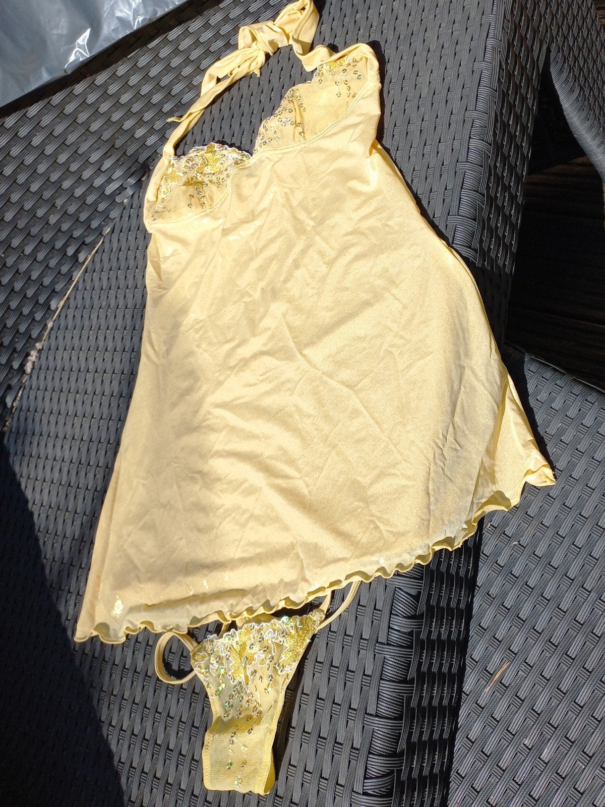 Goudkleurig Lingerie Setje met Pailletten, Kleding | Dames, Ondergoed en Lingerie, B Sexy Lingerie & Fashion, Ophalen of Verzenden