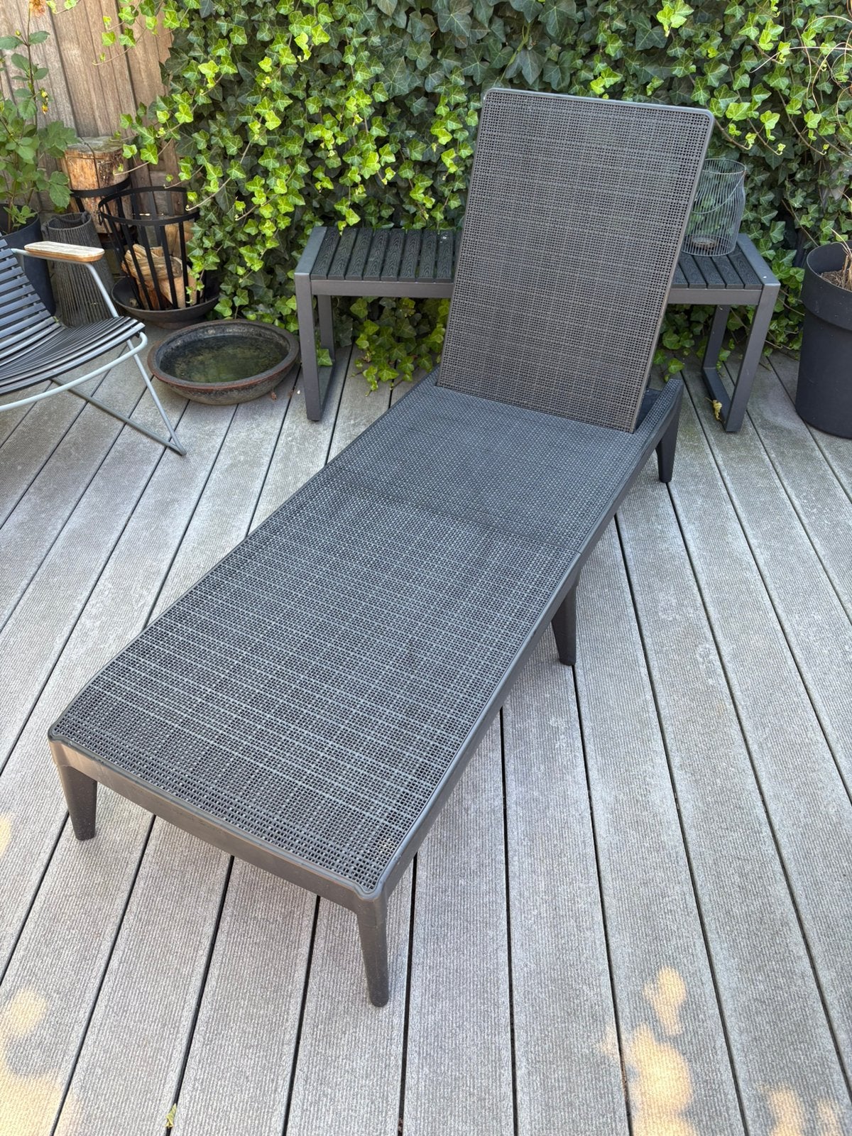 Ligbed zwart, Tuin en Terras, Ligbedden, Ophalen, Zo goed als nieuw, Kunststof, Verstelbaar