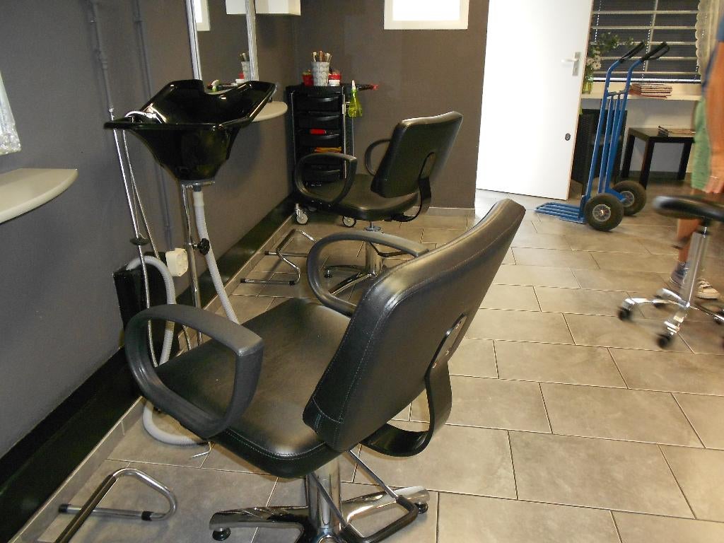 kappers stoelen, Ophalen, Zo goed als nieuw