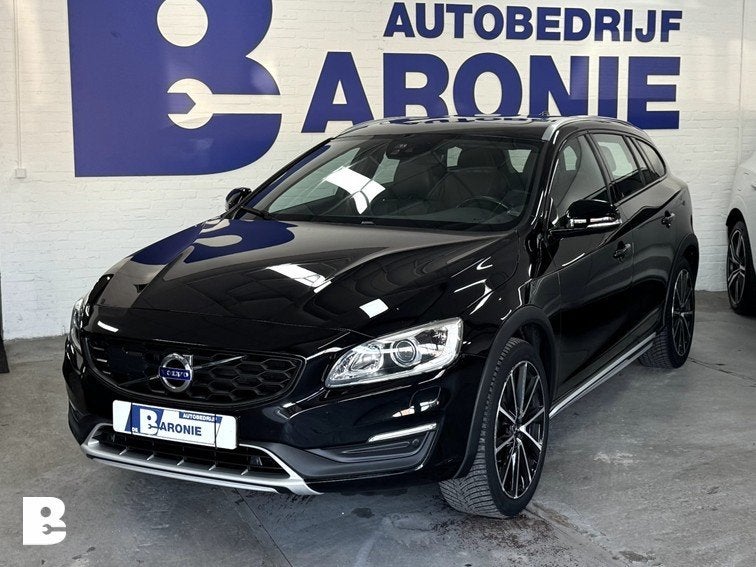 Volvo V60 Cross Country 2.0 T5 Summum, adaptive cruise, vol, 15 km/l, Gebruikt, Euro 6, 4 cilinders
