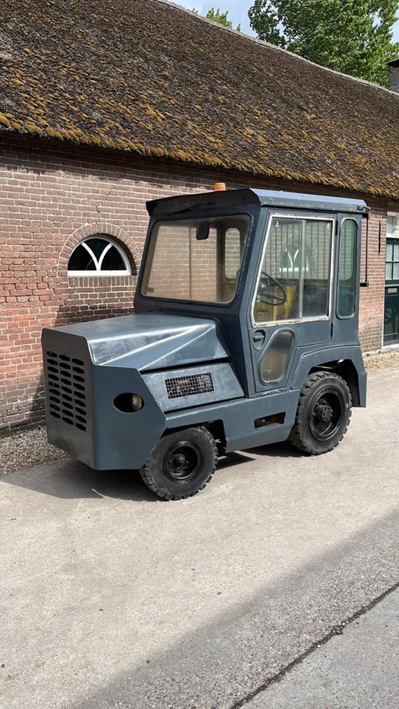 Clark c130 vliegtuigtrekker ford 6cil lpg automaat, 1000 tot 2000 kg, Ophalen of Verzenden, LPG, Heftruck