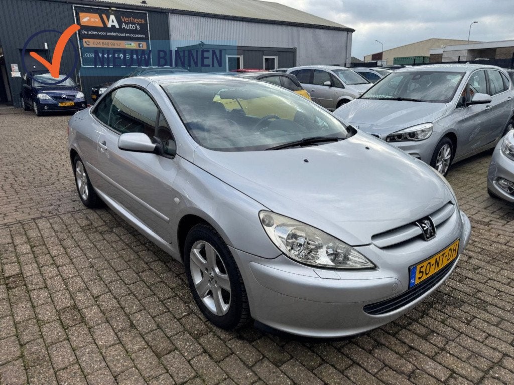 Peugeot 307 CC 1.6-16V (bj 2004), Auto's, Peugeot, 13 km/l, 730 kg, Gebruikt, Zwart