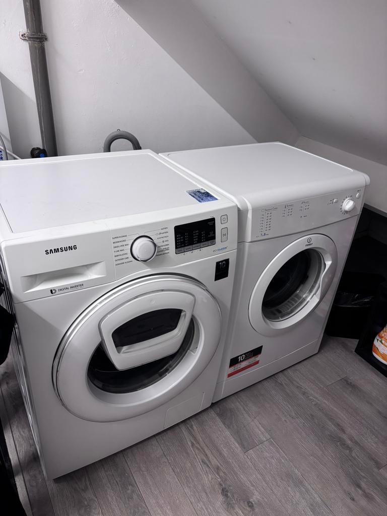 Samsung wasmachine + indesit droger, Ophalen, Zo goed als nieuw, 85 tot 90 cm, 1200 tot 1600 toeren