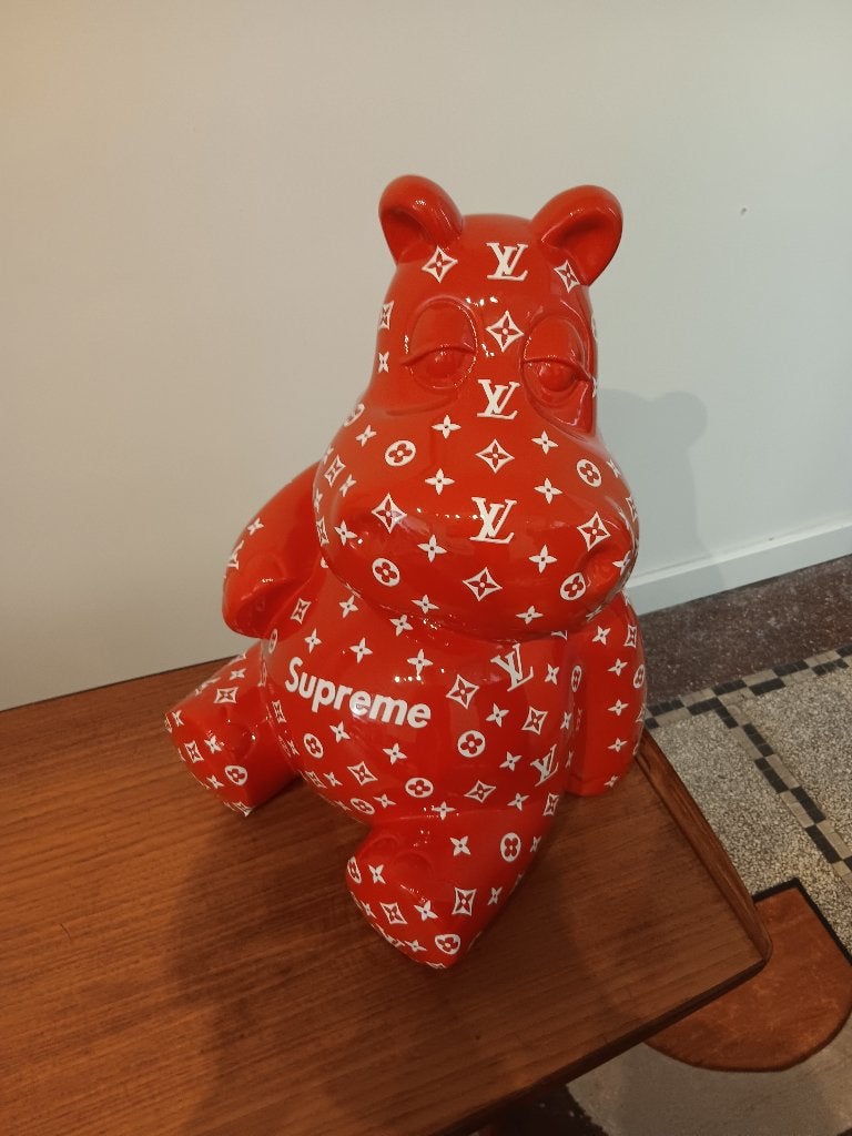Groot Pop Art beeld rood/wit – hars – 48 cm, Kunststof, Ophalen of Verzenden, Zo goed als nieuw, Modern