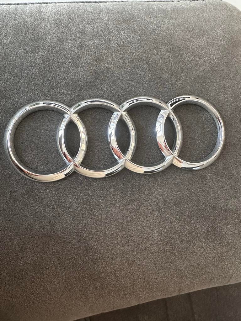 Audi embleem - Origineel logo voor uw Audi, Ophalen of Verzenden, Zo goed als nieuw