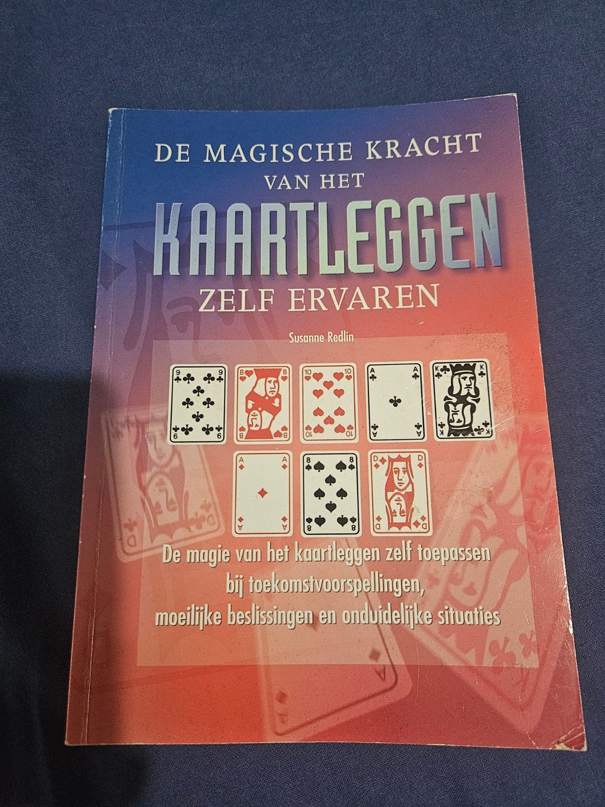 De Magische Kracht van het Kaartleggen - Susanne Redlin, Ophalen of Verzenden, Gelezen, Spiritualiteit algemeen