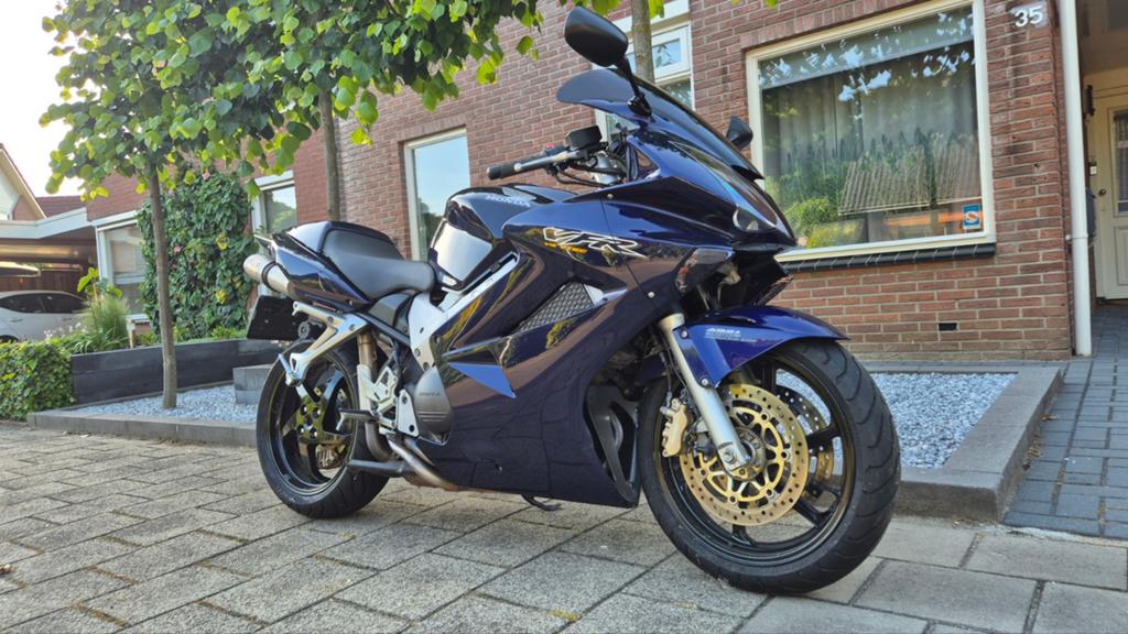 Honda VFR 800 VTEC - ABS - 20dkm!, Motoren, 4 cilinders, Motorrijbewijs A, Particulier, Sportuitlaat