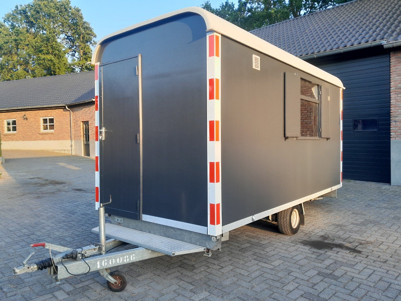 Schaftwagen snelverkeer schaftkeet bouwkeet pipowagen keet, Ophalen