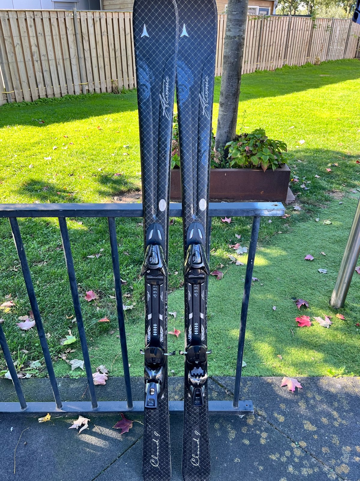 Atomic Cloud 9 ski's - 158 cm, Ophalen, 140 tot 160 cm, Gebruikt, Atomic