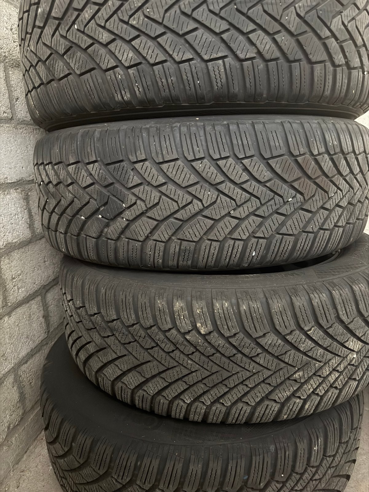 Winterbanden met velgen - 205/55 R16 Bespreekbaar!!!, Auto diversen, Wieldoppen, Ophalen of Verzenden