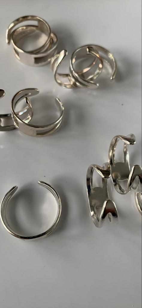 Stijlvolle zilverkleurige ringen, verstelbaar, Ophalen of Verzenden, Nieuw, Overige typen