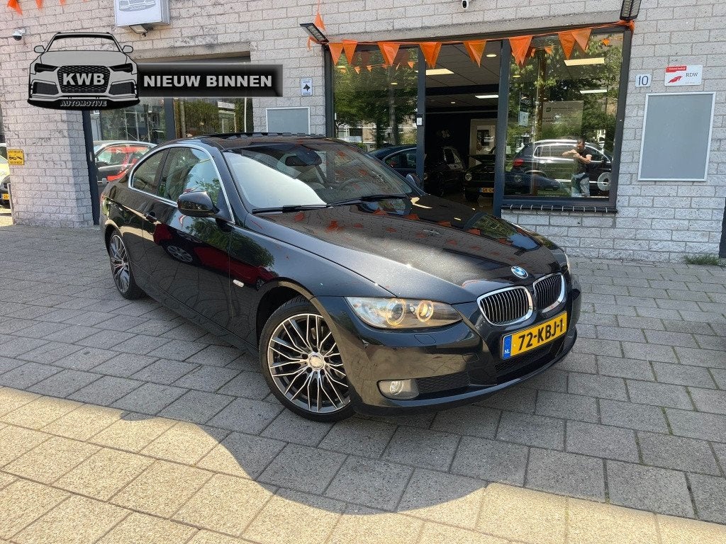 BMW 3 Serie Coupe 320i Coupe Creme leer schuifdak NAP, Auto's, Euro 5, 15 km/l, 4 cilinders, 163 pk