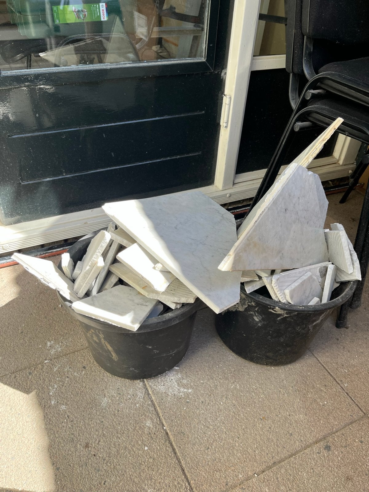 Stukken carrara marmer wit/grijs, Doe-het-zelf en Verbouw, Tegels, Ophalen