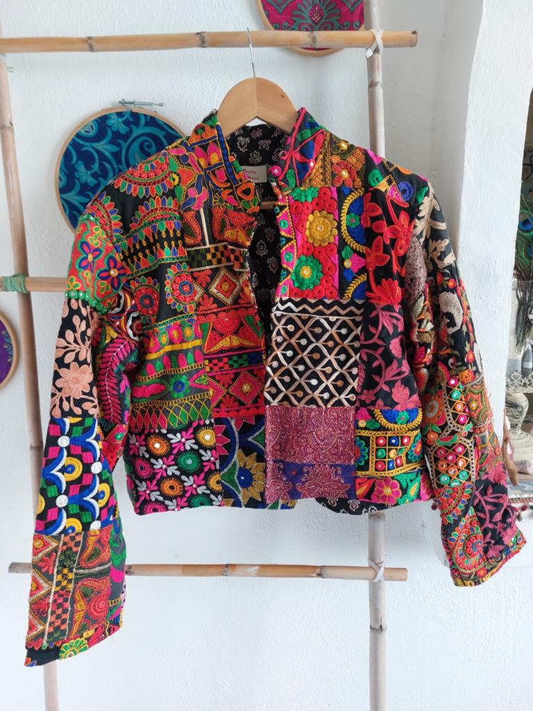 Kashmiri patchwork jasje, maat M/L, Maat 38/40 (M), India, Overige kleuren, Verzenden