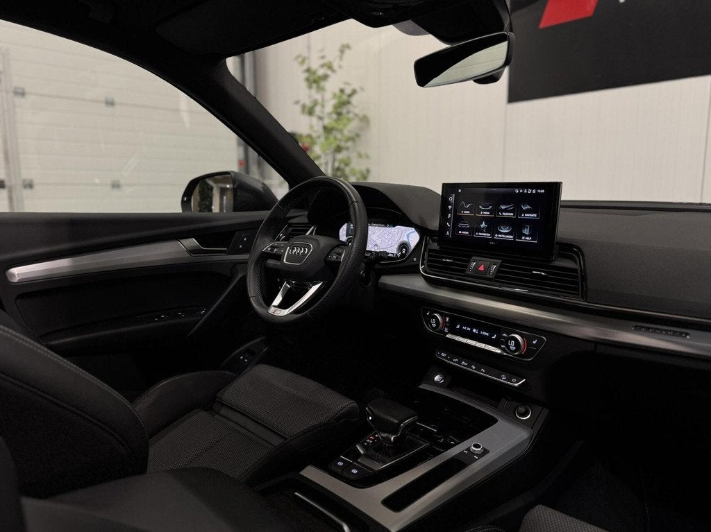 Audi Q5 50 TFSI e Quattro S Edition|Pano|Trekhaak|360 Camera, Auto's, Audi, Automaat, Gebruikt, 4 cilinders, Leder en Stof