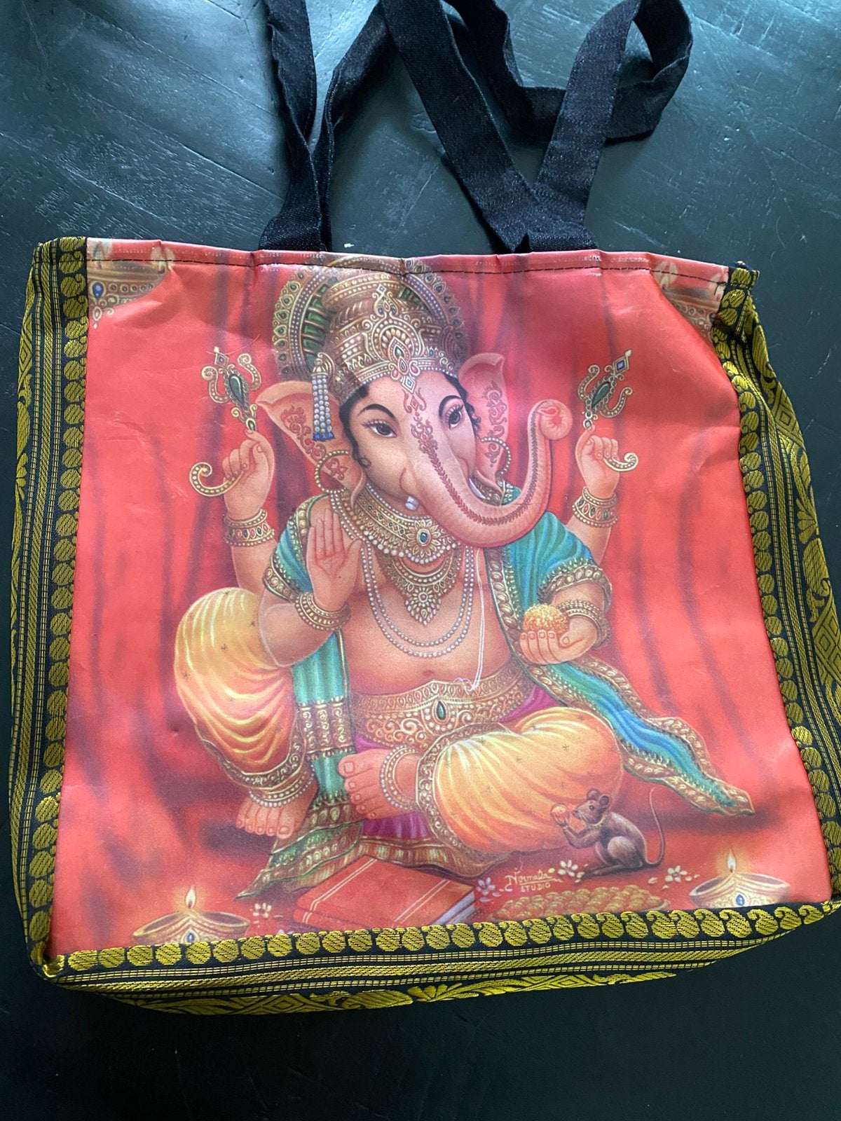 Kleurrijke tas, Ganesha, Ophalen