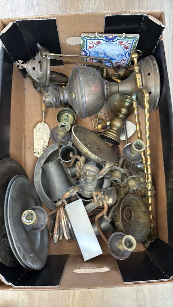 Diverse tinnen servies delen, Ophalen