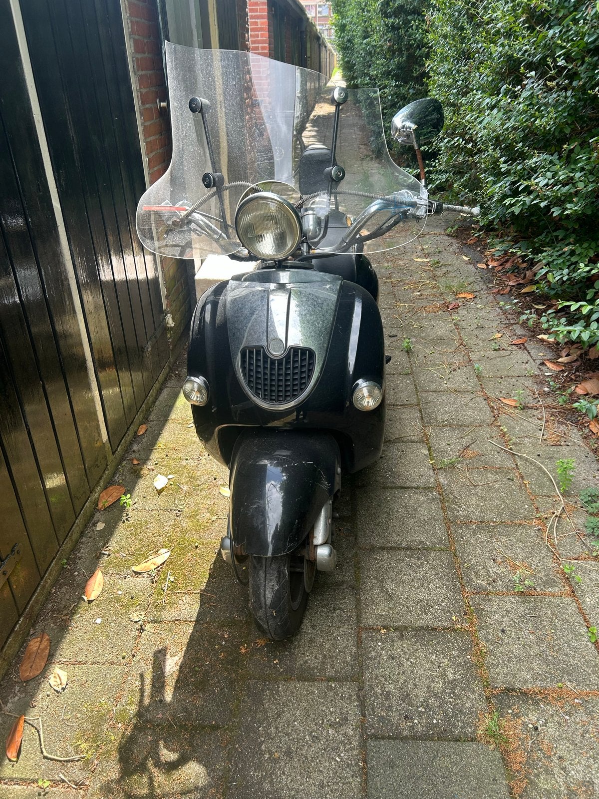 Opknap Scooter met Windscherm, Fietsen en Brommers, Snorfietsen en Snorscooters, Gebruikt, Overige merken, Benzine, Ophalen